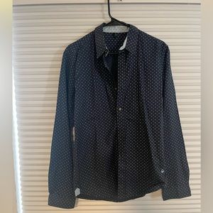 United Colors of Benetton M (Medium) Men’s Button Down Shirt